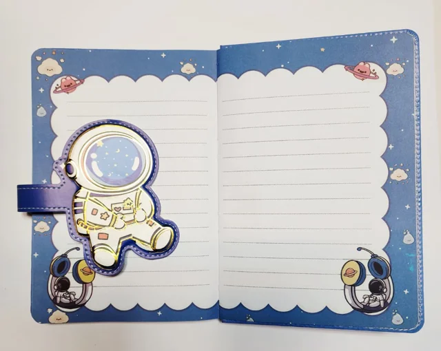 دفتر چرمی فانتزی مگنتی