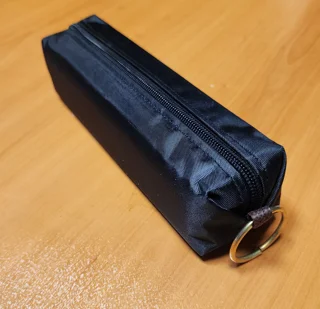 جامدادی باریک تک زیپ مکعبی طرح ساده